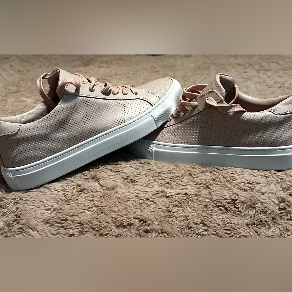 Greats Brooklyn leather sneaker 7.5 (EUC)
